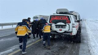 Hastalara paletli ambulanslar ile ulaşıldı